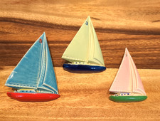 RARE WADE POTTERY GRADUATED SAILING BOATS WALL PLAQUES SET OF 3 WADE IRELAND