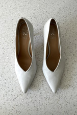 Woman size 7 (size 40) leather white stiletto high heel 3.5" court shoes pointy 