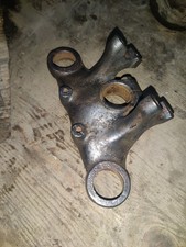 Unit Triumph H1267 top yoke