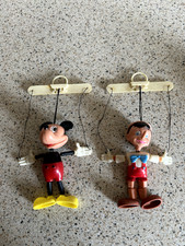 2 small Walt Disney marionettes / puppets. Micky mouse & Pinocchio
