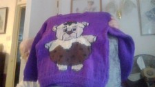 New handknitted xmas jumper aged 4-5 purple with xmas pudding teddy motif