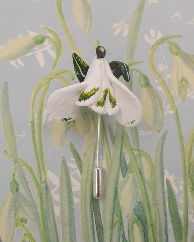 White snowdrop pin - white,