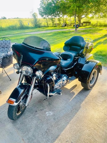 2011 harley davidson flhtcutg - 2011,