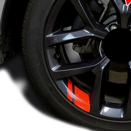 Red reflective car wheel - 6x,