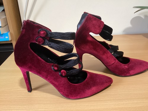 Red velvet party shoes - size, 6
