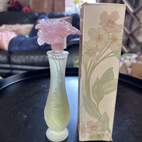 Avon floral whispers - whispers, full