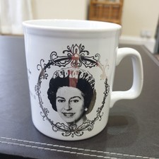 Vintage 1977 Queen Elizabeth