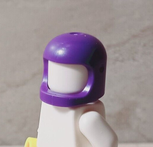 New lego space helmet - new, vintage