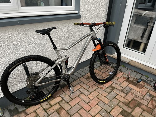Cube one22 race - one22,
