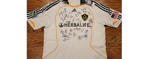 2009 signed galaxy jersey - signed, la