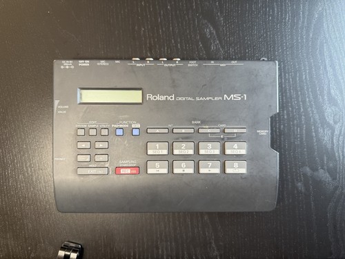 Roland digital sampler 1 - digital,