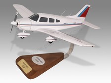 Piper PA-28 Warrior II Solid
