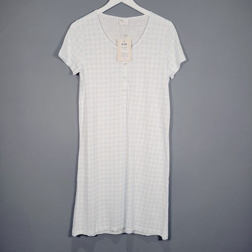 Bnwt new mamalicious - new,