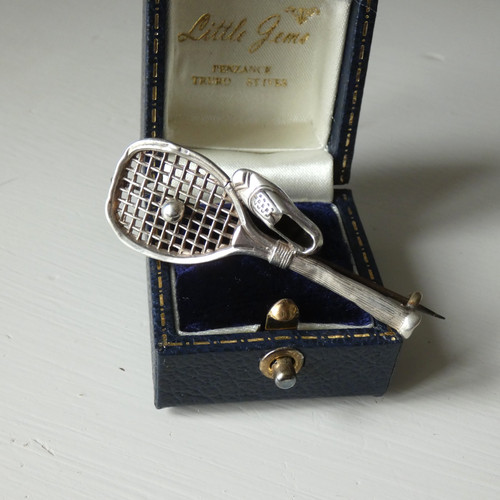 Victorian tennis brooch - tennis, racket