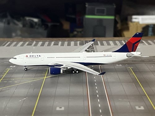 Gemini jets delta - jets,