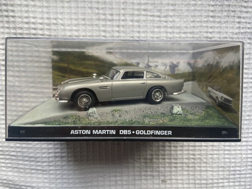 Aston martin dbs gold - aston,