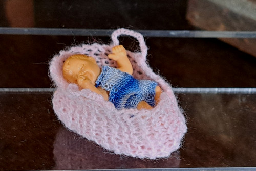 Vintage dolls house - vintage,