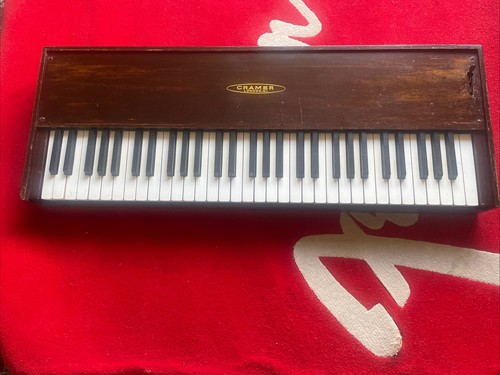 Antique practise silent - antique,