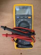 Fluke 179 Handheld Digital Multimeter