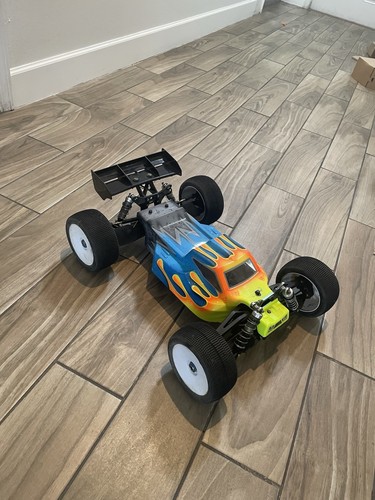 Mugen mbx8te artr truggy - mugen,