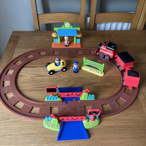 Elc happyland village - elc,
