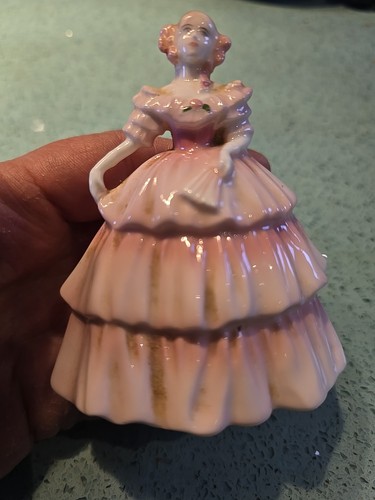 Coalport figurine minuettes - coalport,