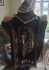 Tejidos Ruiz Hooded Poncho Wool Blend Western Tribal Fringe Wolf Design One Size