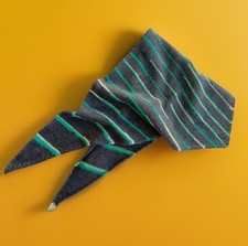 Triangle Neck Scarf  Mini