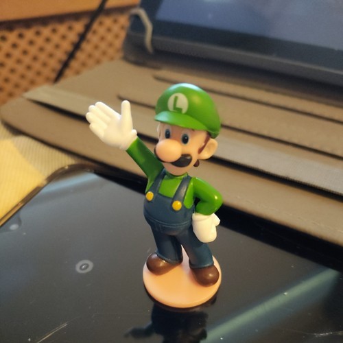 Luigi super mario bros mascot - bros,