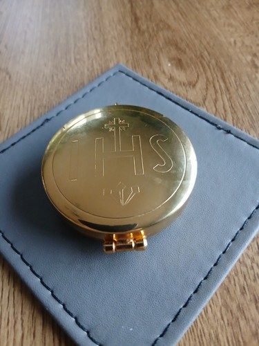 Holy communion ihs - holy,