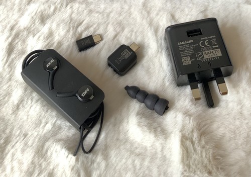Genuine samsung akg - samsung, usb-c