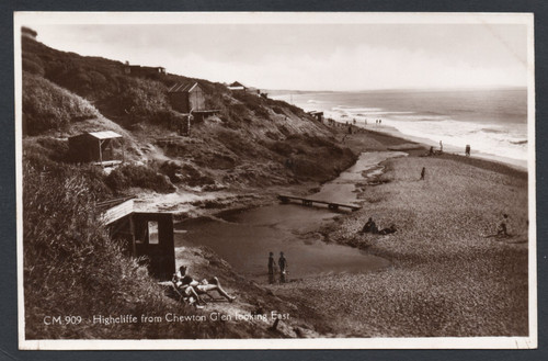 Postcard highcliffe sea nr - postcard, on