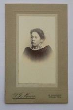 CDV OF A YOUNG VICTORIAN LADY, BY MOORE OF CROUCH END