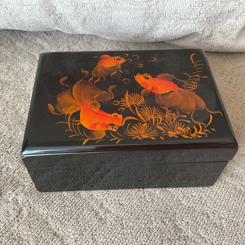 Small black lacquered - black, with