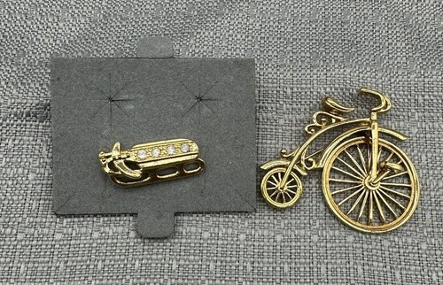 Brooches old fashioned - old,