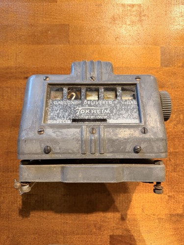 Tokheim 800 gas pump - pump, computer