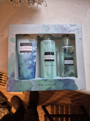 Superdrug blossom trio gift - superdrug,