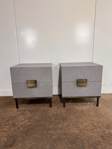 Display lilly pair - pair, of