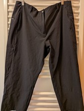 Ladies Rohan Pacer  Capri , Black , Size 16. Sun Protective Clothing