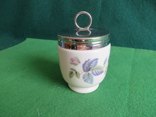 Royal worcester june garland - ,