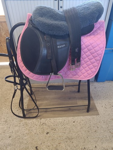 Small pony saddle - small,