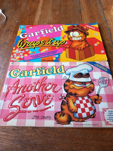 Garfield long paperback - garfield,