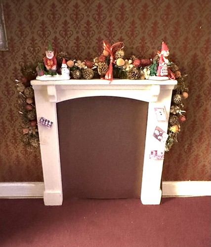 Dolls house christmas - house,