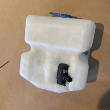 LAND ROVER MILITARY  DEFENDER 24 VOLT WASHER BOTTLE AND PUMP