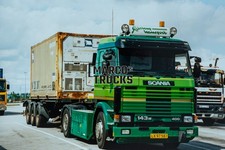 Truck photo Scania 143M 400