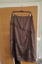 Brown satin skirt size - satin,