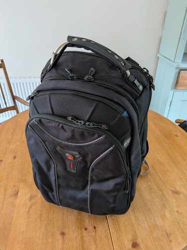 Wenger carbon laptop - wenger,