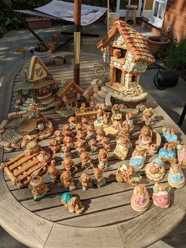 Pendelfin bunnies rabbits - bunnies,