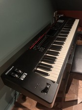 Roland FANTOM-08 88-Key