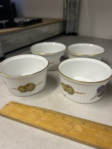 Royal worcester evesham gold - worcester,